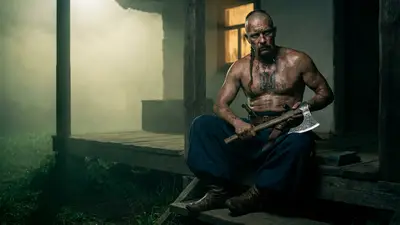 Кадр із кліпу «Хата з краю»